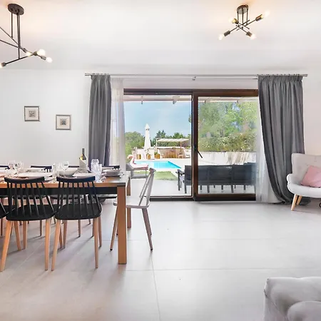 Leisurenest Villa Pefkochori