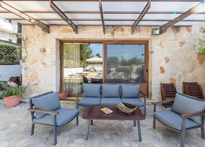 Leisurenest * 佩科霍里