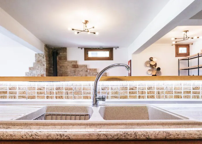 Leisurenest * 佩科霍里