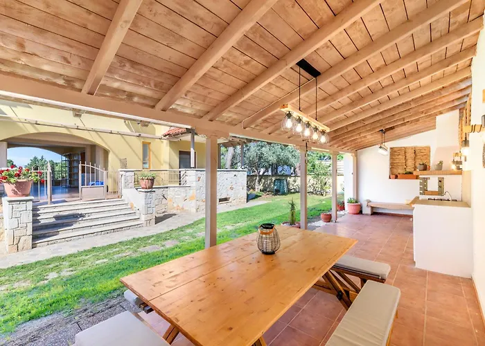 Вилла Leisurenest Пефкохори